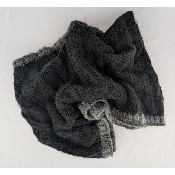 Free Press Black Soft Knit Infinity Scarf - Picture 2 of 9